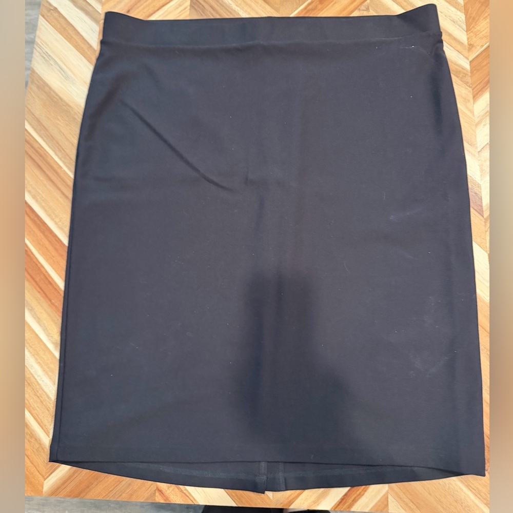 Torrid Classic Black Pencil Skirt Midi Length